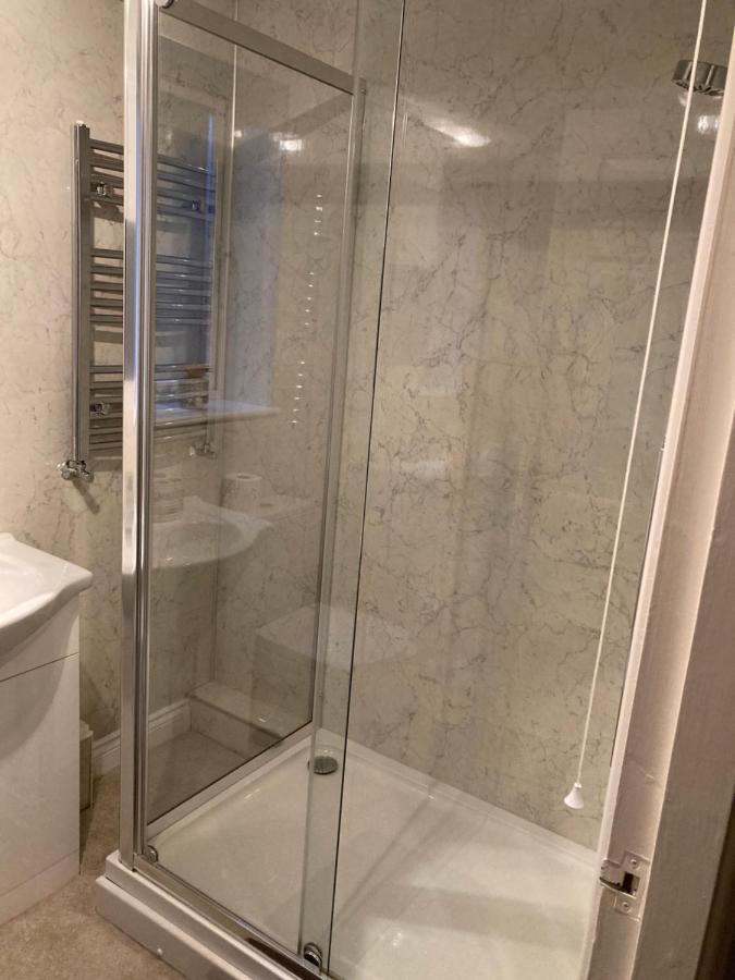 Modern 2 Bedroom Ground Floor Apartment With Parking Ripon City Centre Zewnętrze zdjęcie